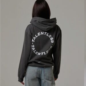 Talentless WOMENS CIRCLE LOGO HOODIE